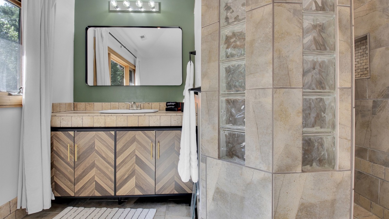 Photo of Bathroom in Stanly County