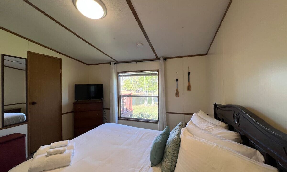Photo of Bedroom in Saluda