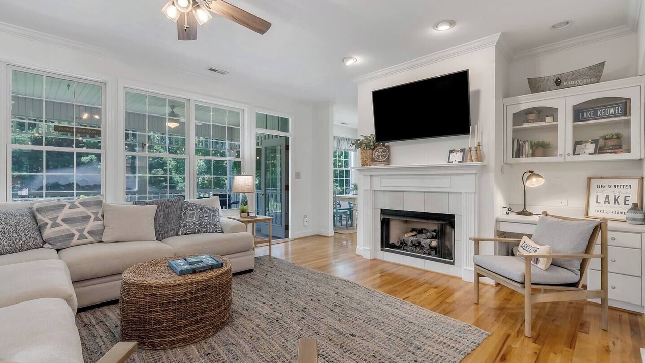 Photo of Livingroom in Seneca