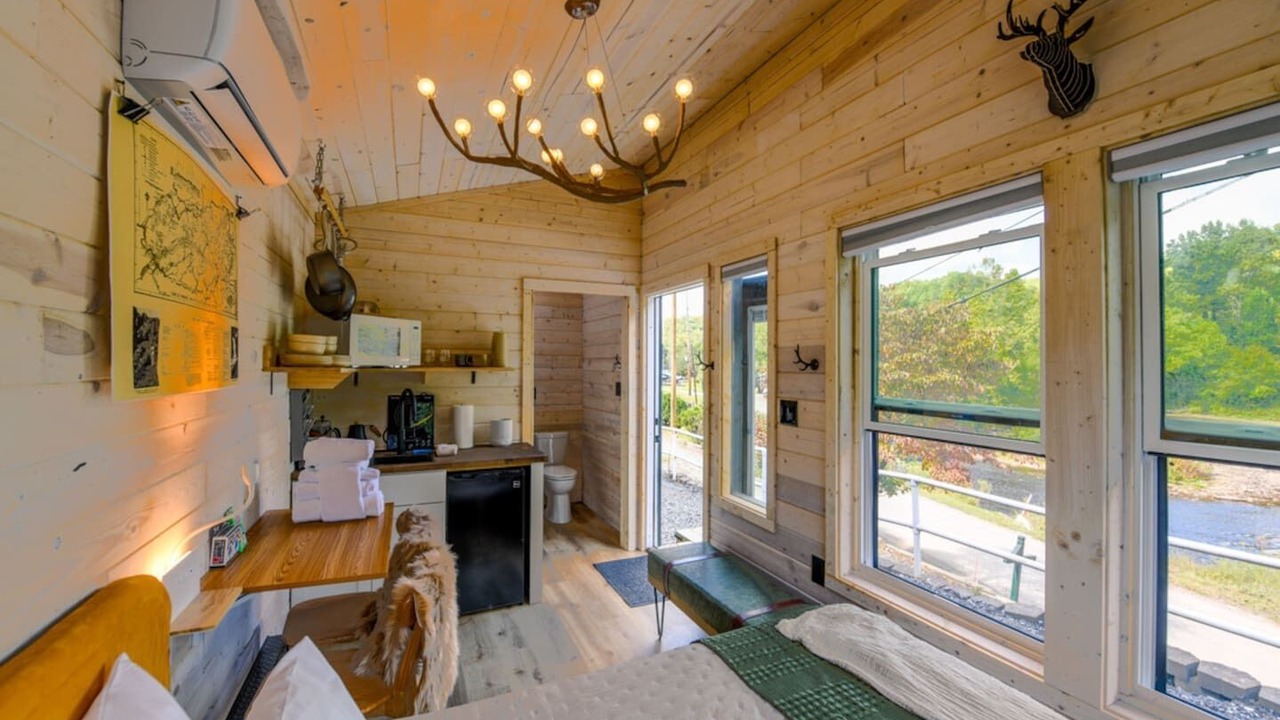 Photo of Bedroom in Sylva