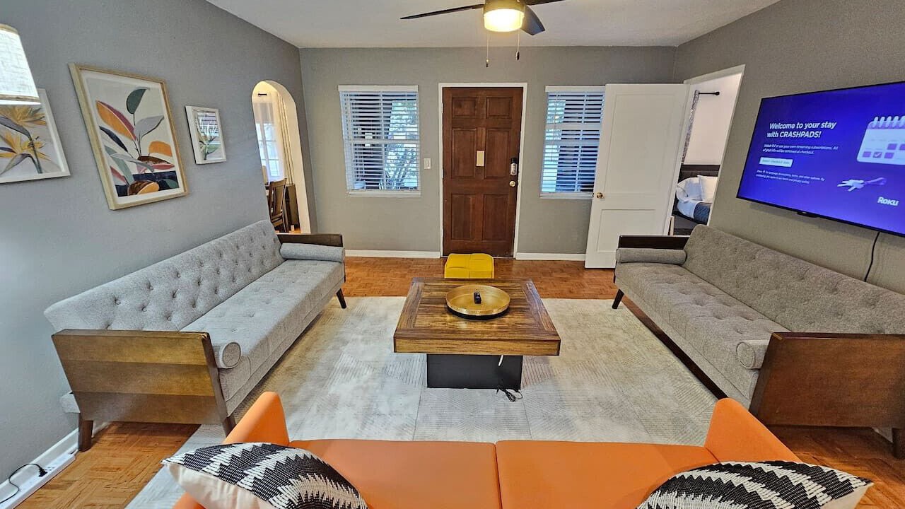 Photo of Livingroom in Colonialtown South