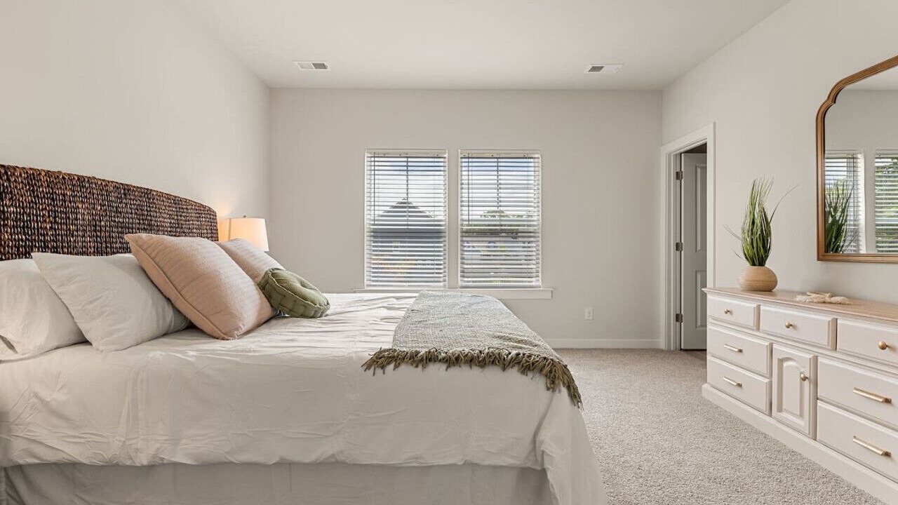 Photo of Bedroom in Goose Creek