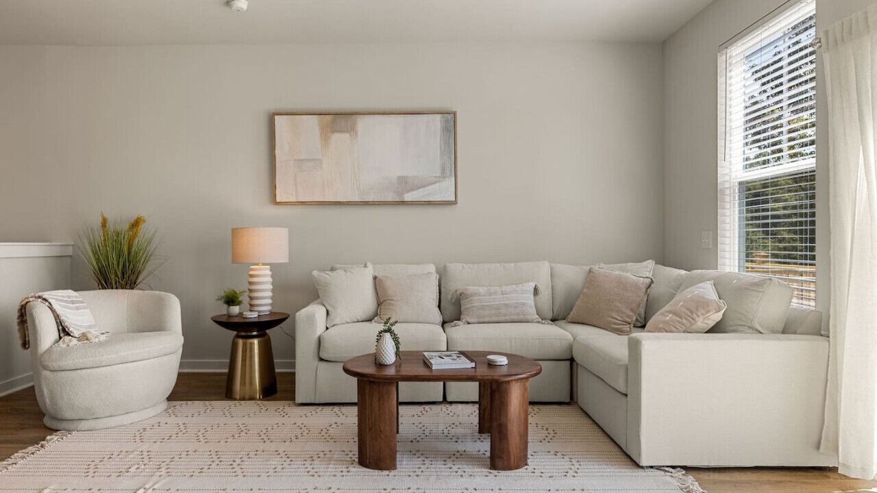Photo of Livingroom in Goose Creek