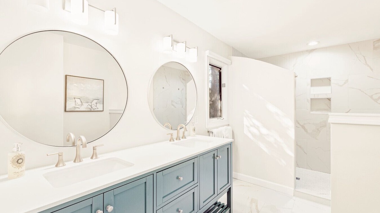 Photo of Bathroom in Oceanside