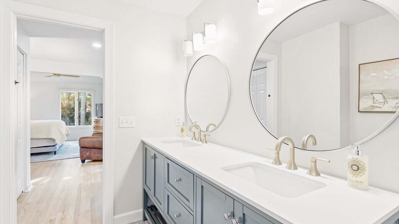Photo of Bathroom in Oceanside
