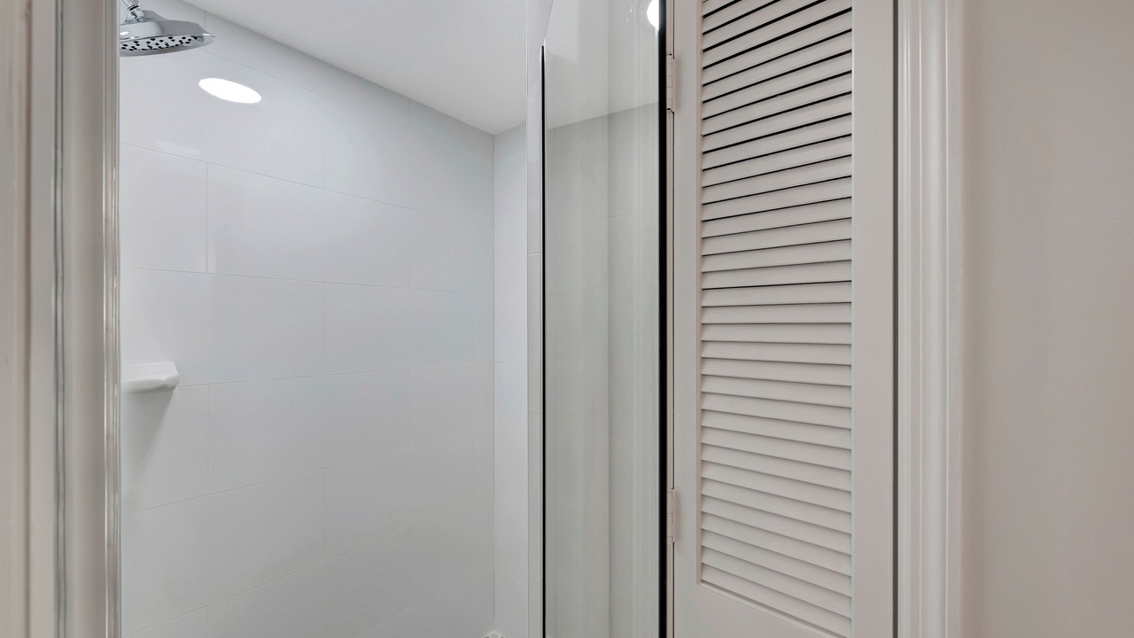 Photo of Bathroom in Grand Harbor