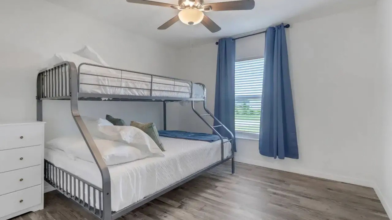 Photo of Bedroom in Mariner