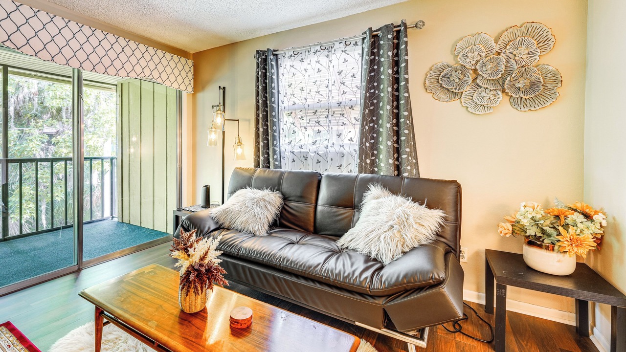 Photo of Livingroom in Deltona Lakes