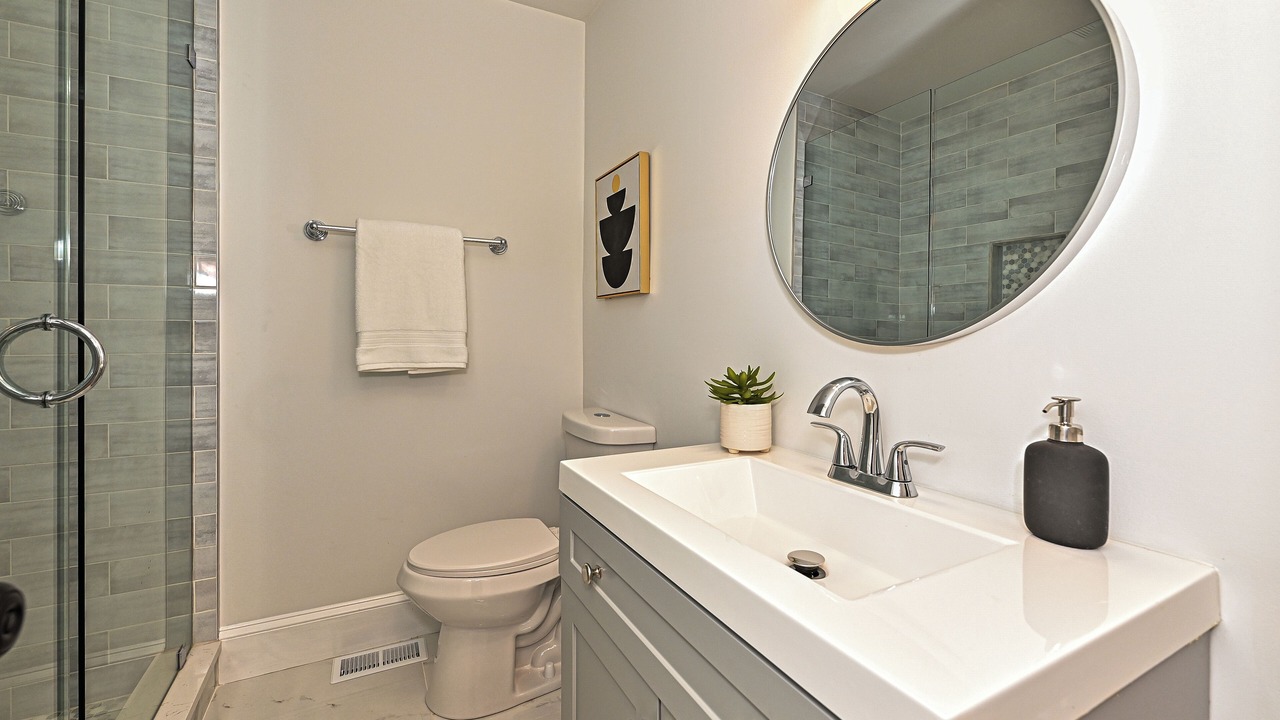 Photo of Bathroom in Sheffield Park