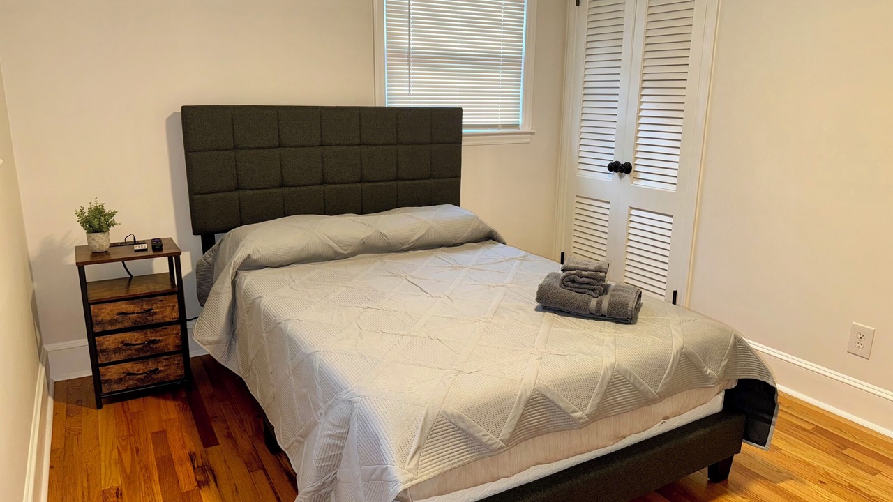Photo of Bedroom in Sheffield Park