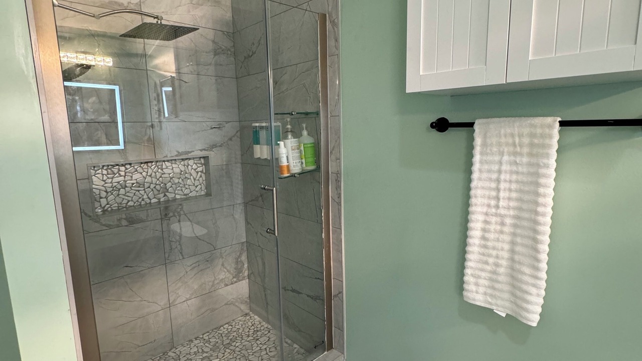 Photo of Bathroom in Midway