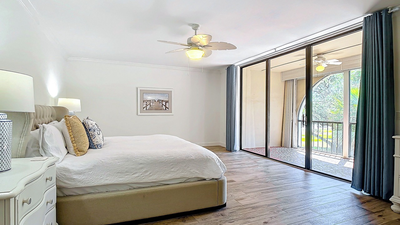 Photo of Bedroom in Central Beach
