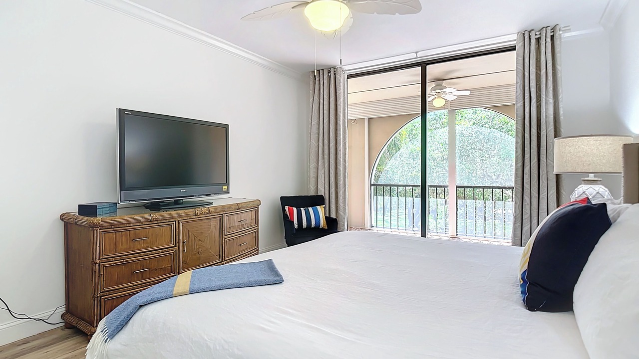 Photo of Bedroom in Central Beach