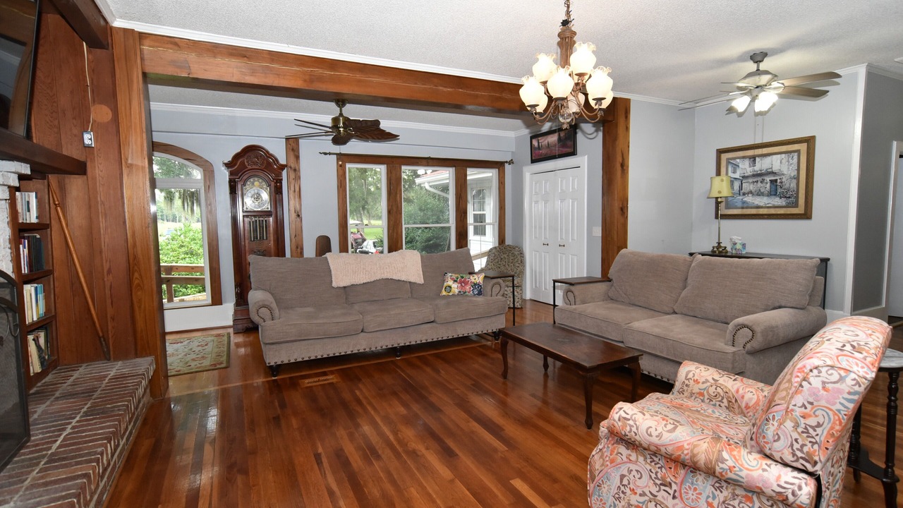 Photo of Livingroom in Moncks Corner