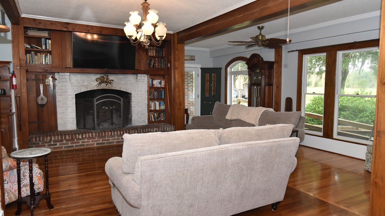 Photo of Livingroom in Moncks Corner