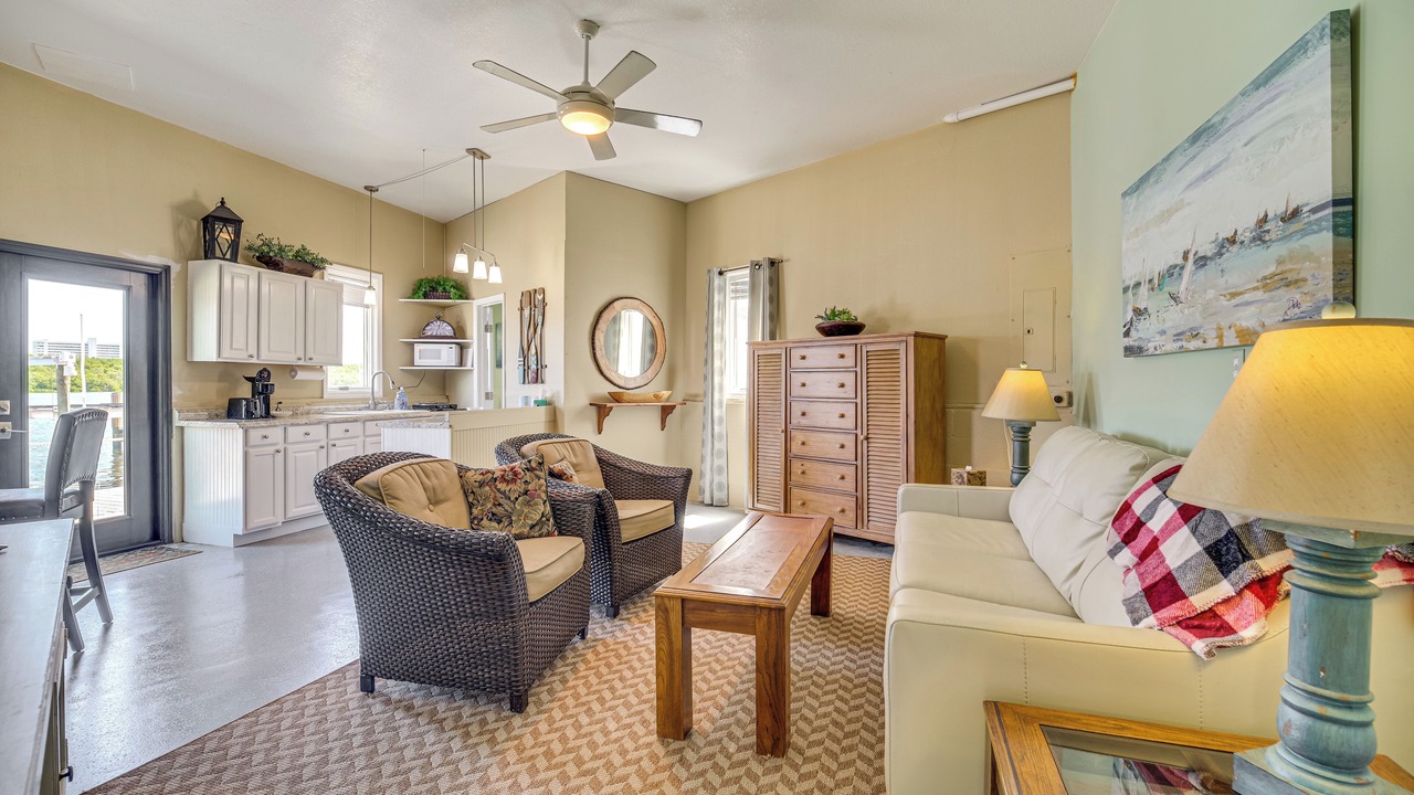 Photo of Livingroom in Nettles Island
