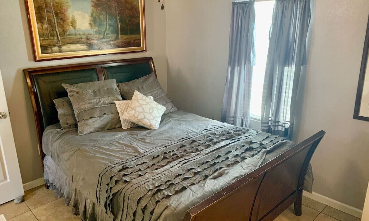 Photo of Bedroom in Winter Haven