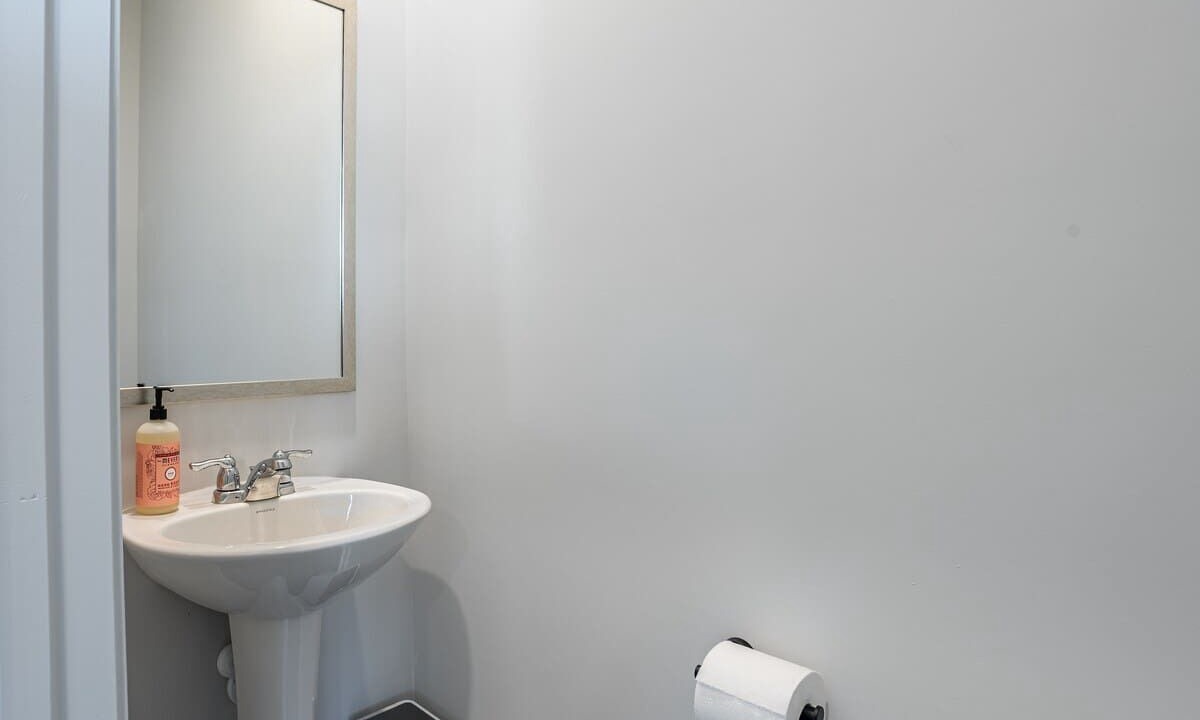 Photo of Bathroom in Graniteville