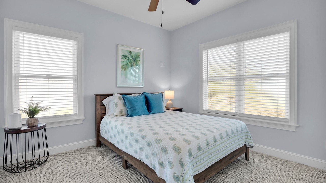 Photo of Bedroom in Midway