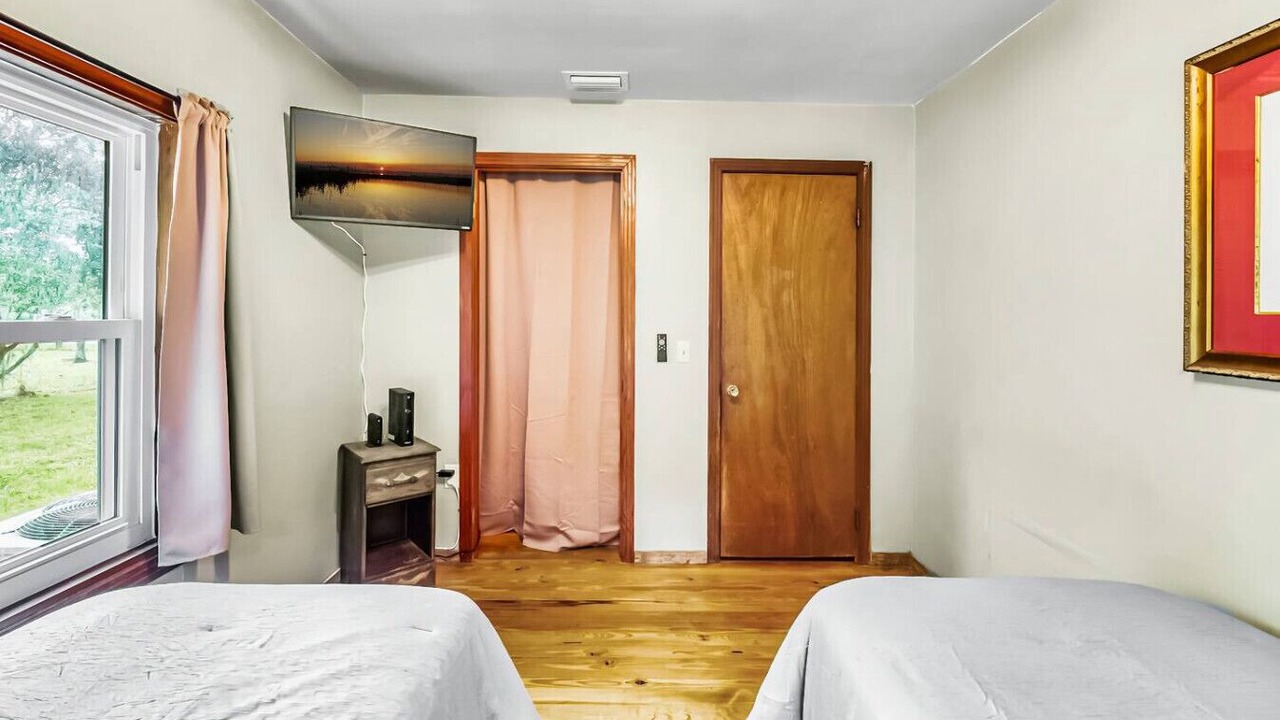 Photo of Bedroom in Northside