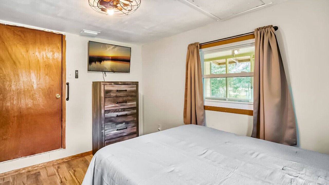 Photo of Bedroom in Northside