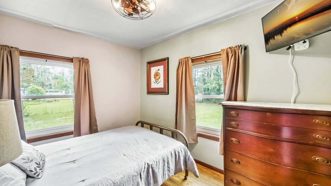 Photo of Bedroom in Northside
