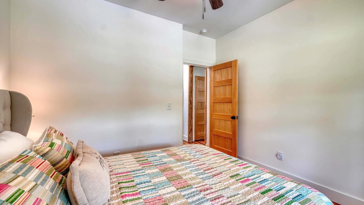 Photo of Bedroom in Hayesville