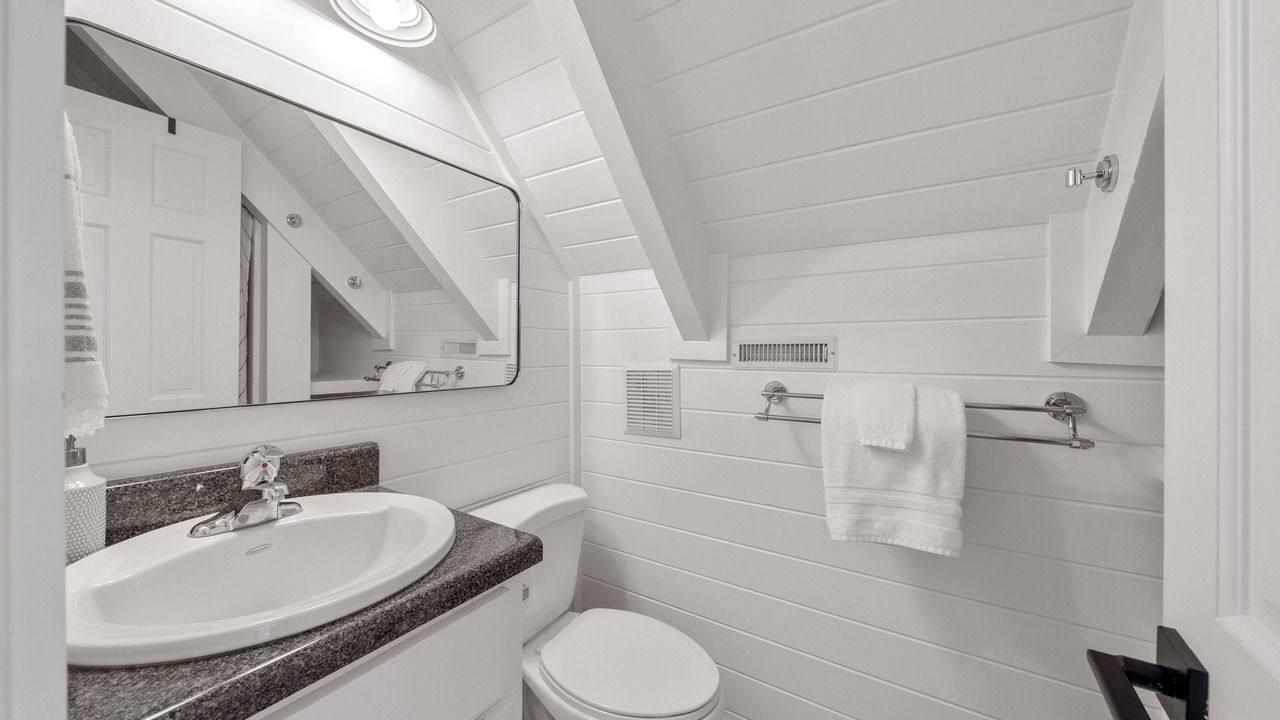 Photo of Bathroom in Seneca