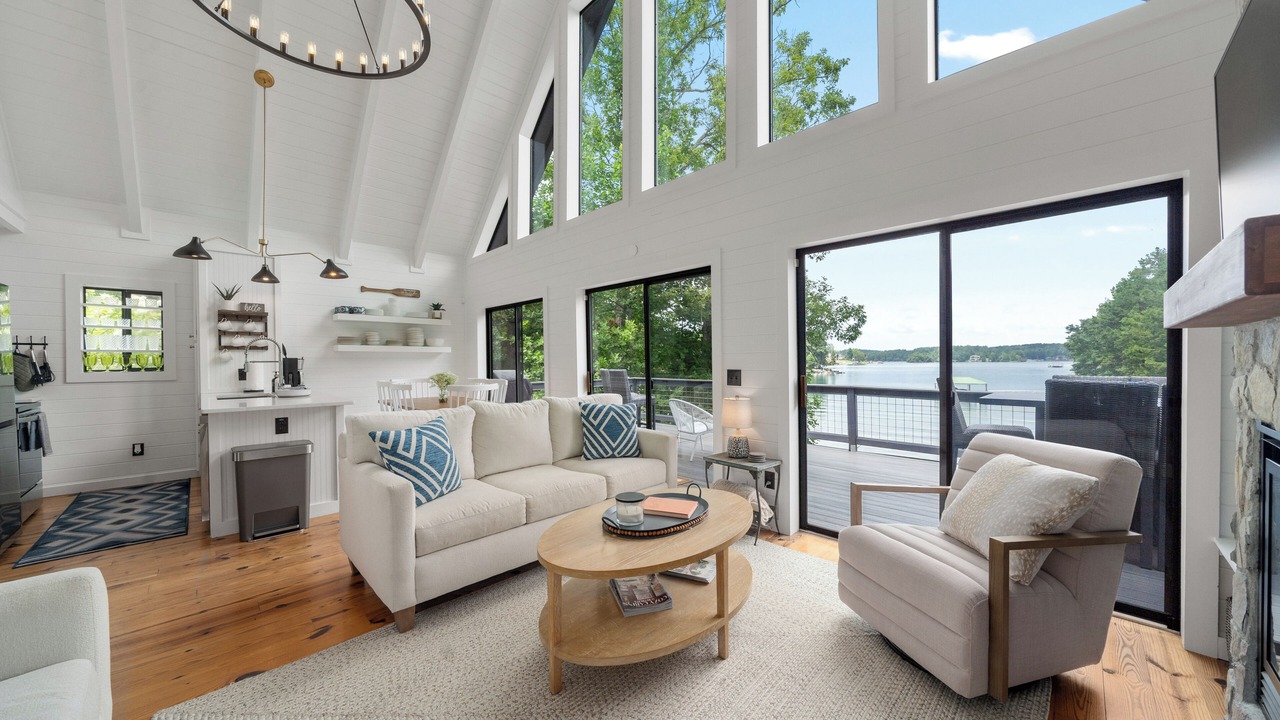 Photo of Livingroom in Seneca