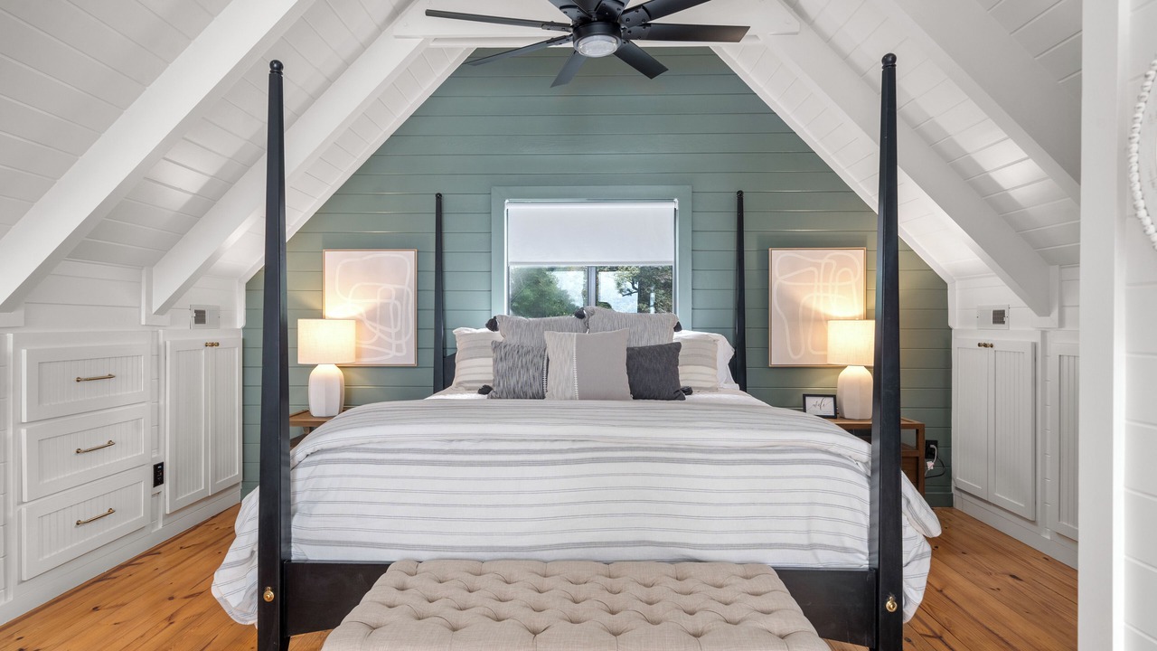Photo of Bedroom in Seneca