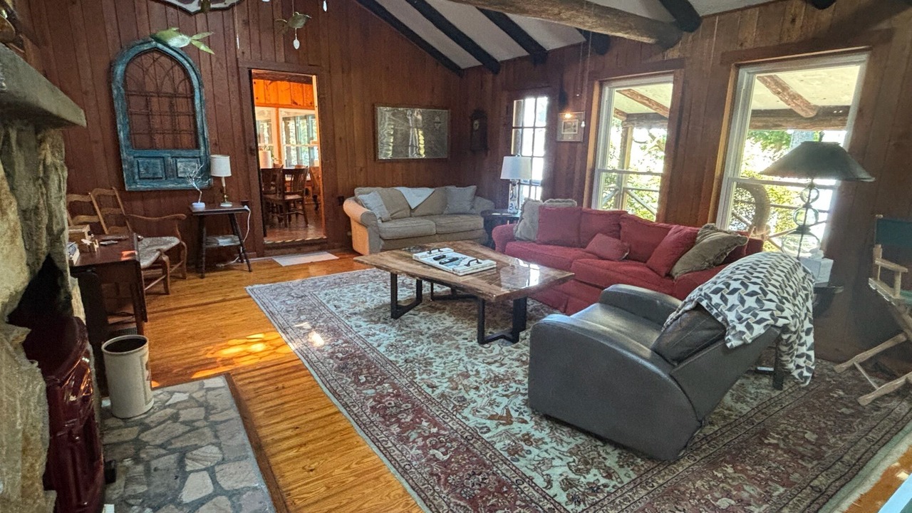 Photo of Livingroom in Waterloo
