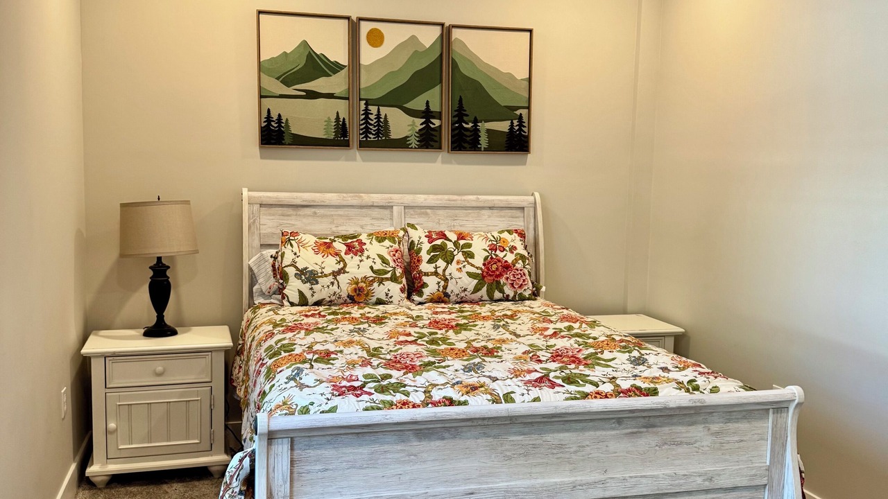 Photo of Bedroom in Seneca