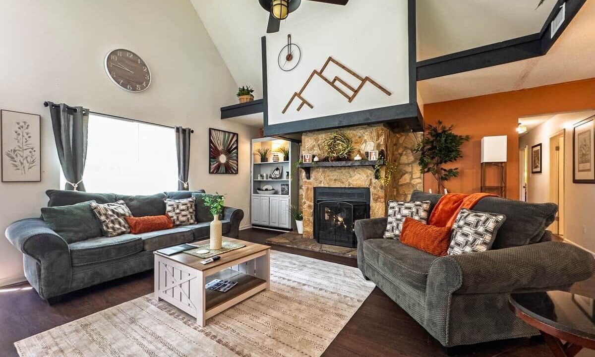 Photo of Livingroom in Hinesville