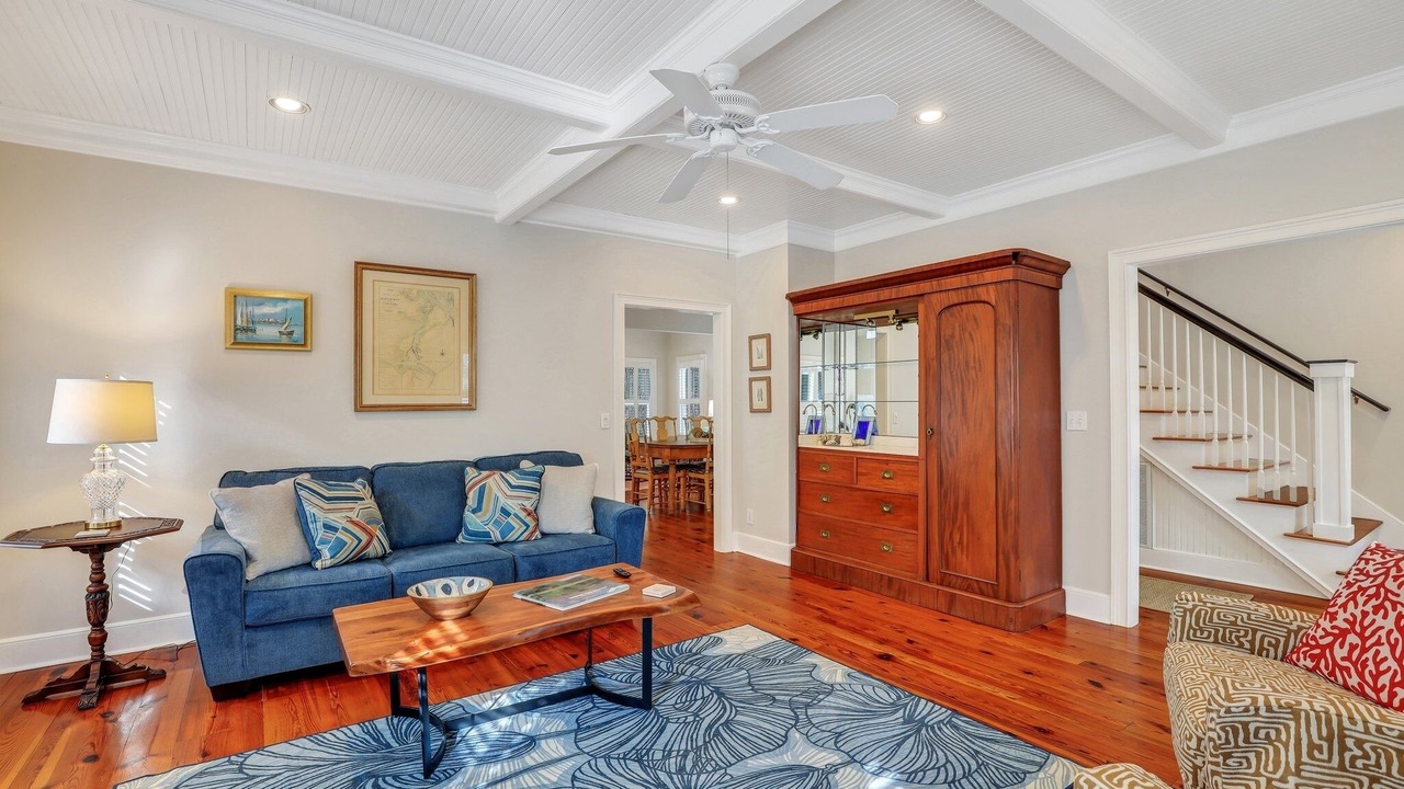 Photo of Livingroom in Olde Town