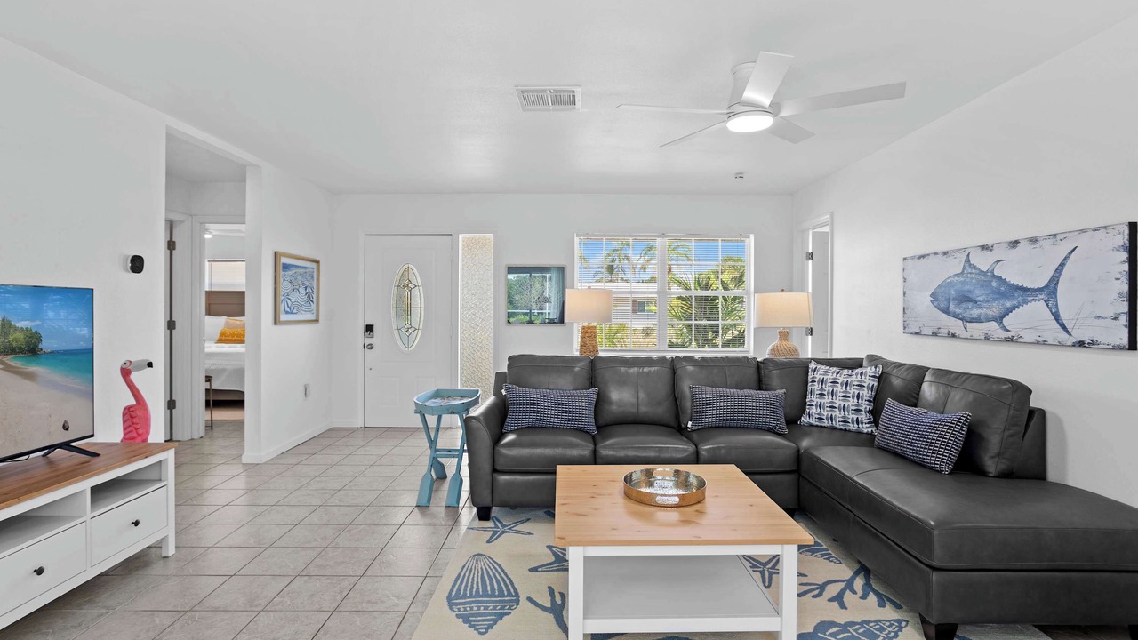 Photo of Livingroom in Whitney Beach
