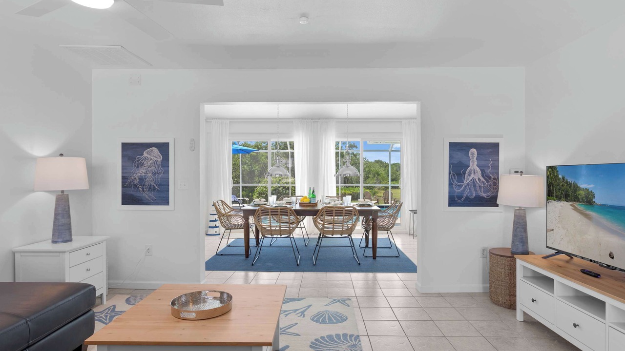 Photo of Livingroom in Whitney Beach