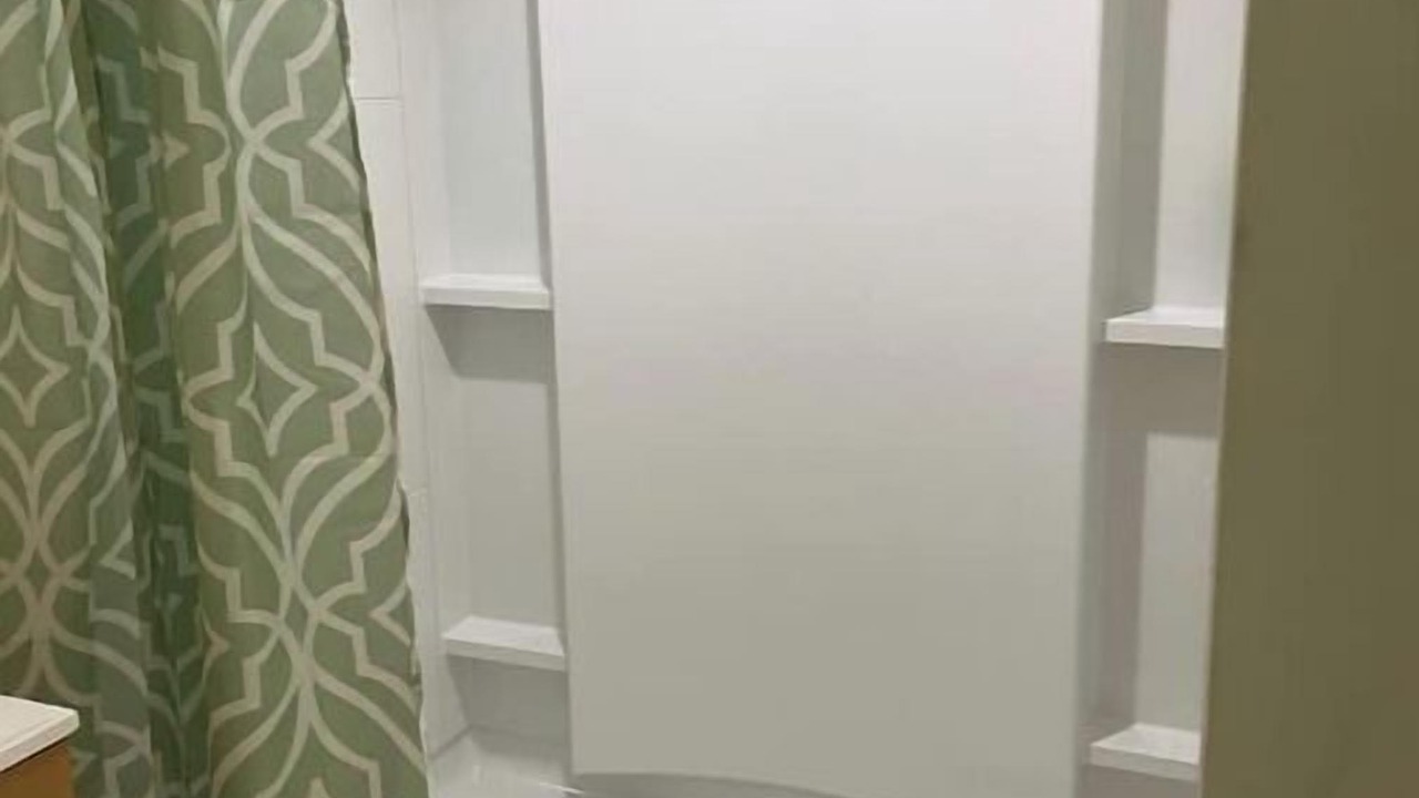Photo of Bathroom in Williamsburg County