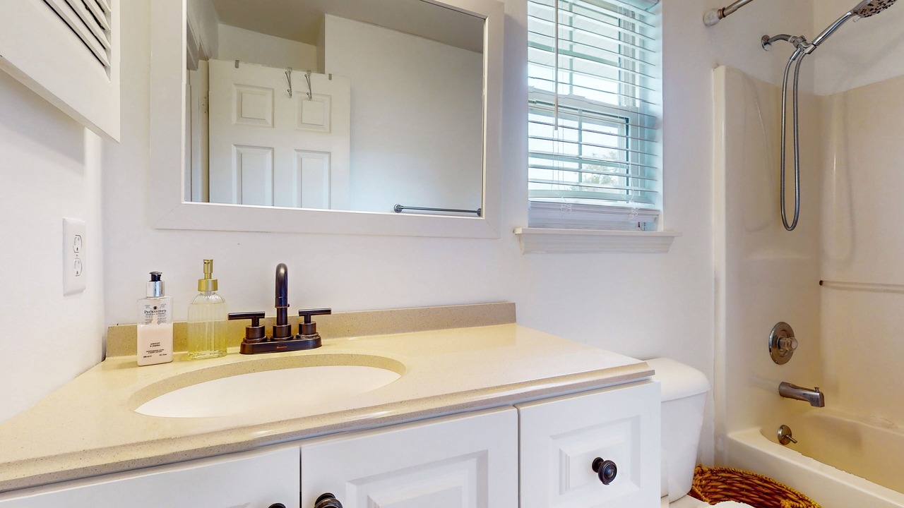 Photo of Bathroom in Palmetto Dunes