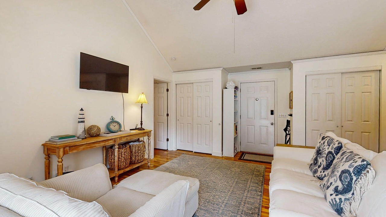 Photo of Livingroom in Palmetto Dunes