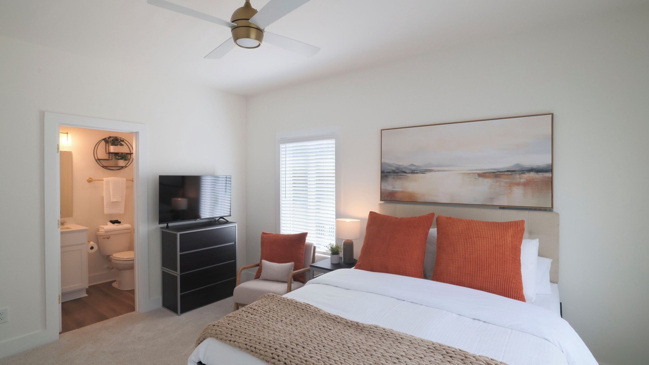 Photo of Bedroom in Central