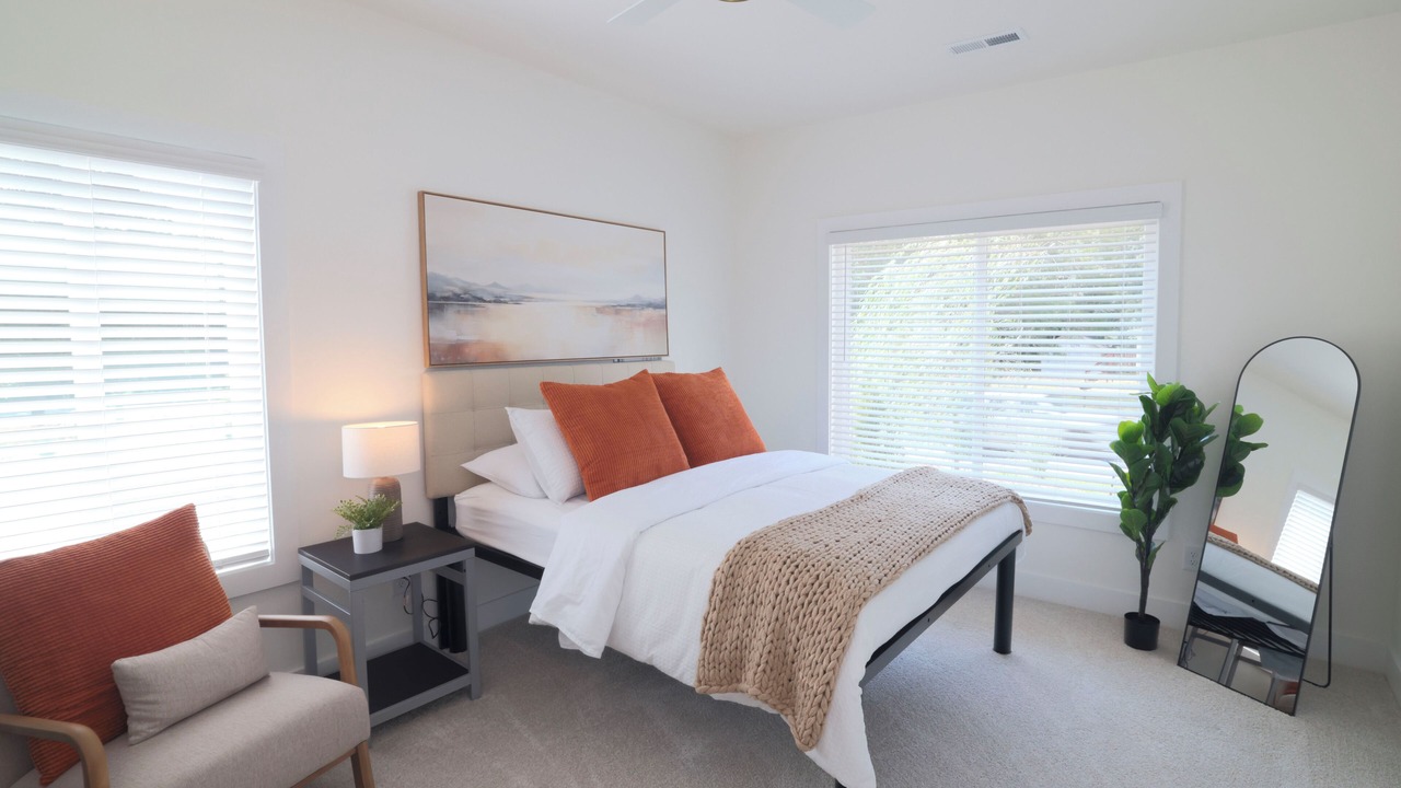 Photo of Bedroom in Central