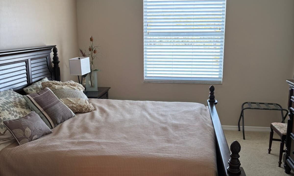Photo of Bedroom in Naples Heritage