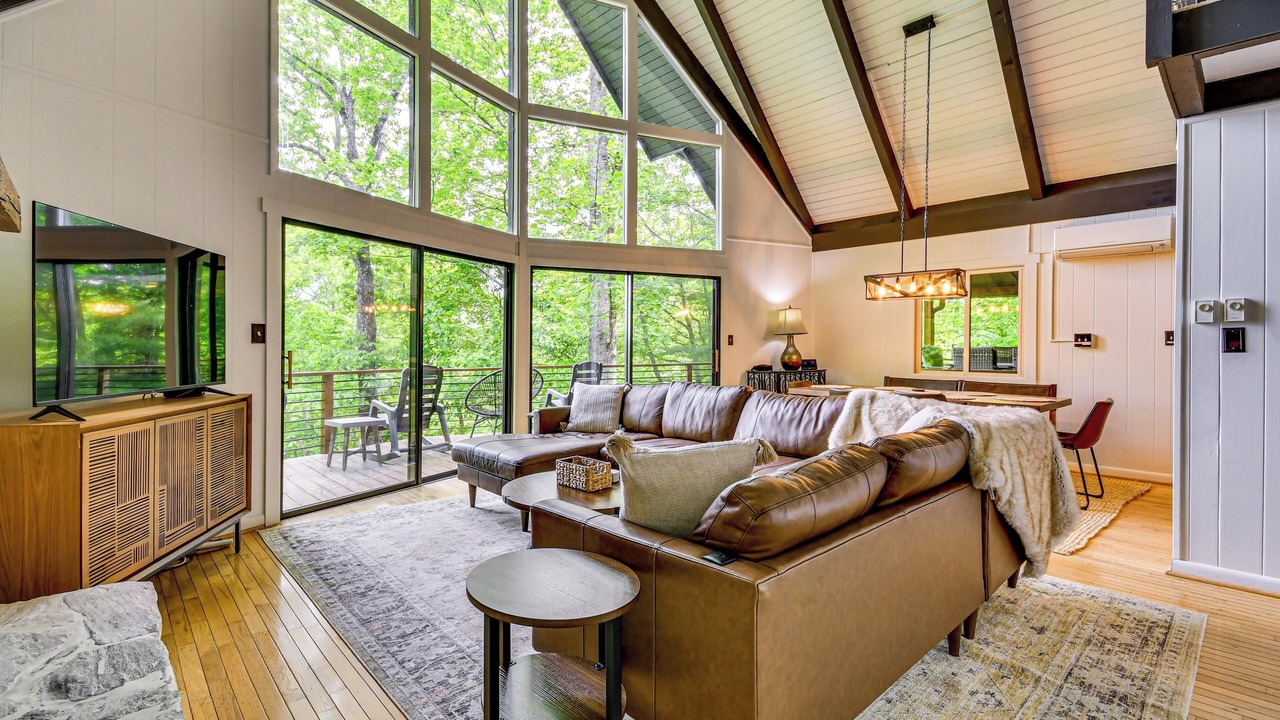 Photo of Livingroom in Brevard