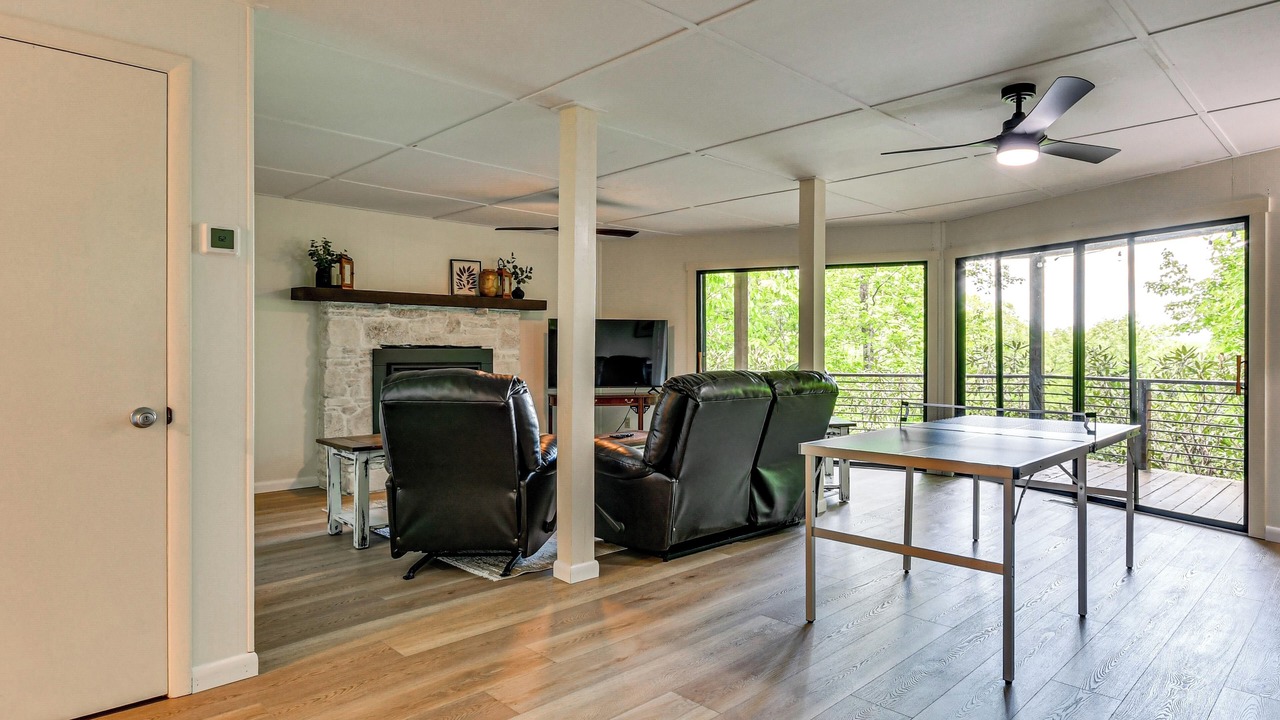 Photo of Livingroom in Brevard