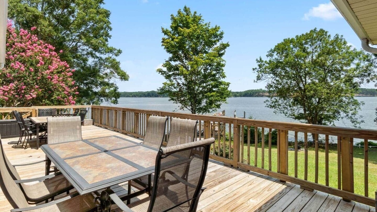 Photo of Patio Balcony in Fort Lawn