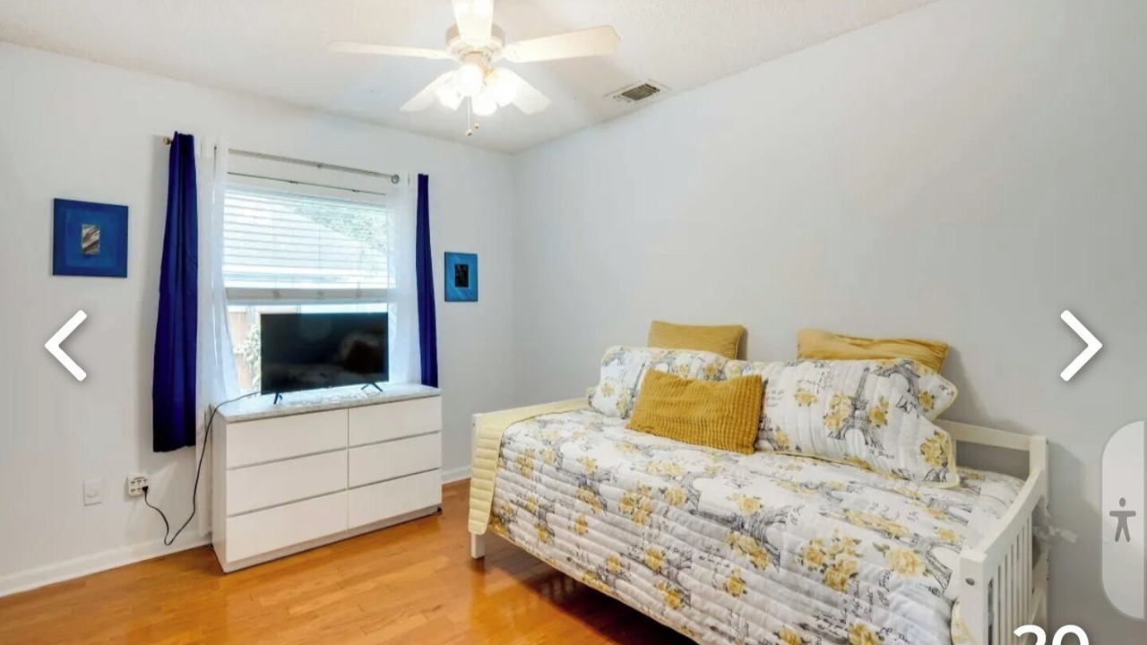 Photo of Bedroom in Conway