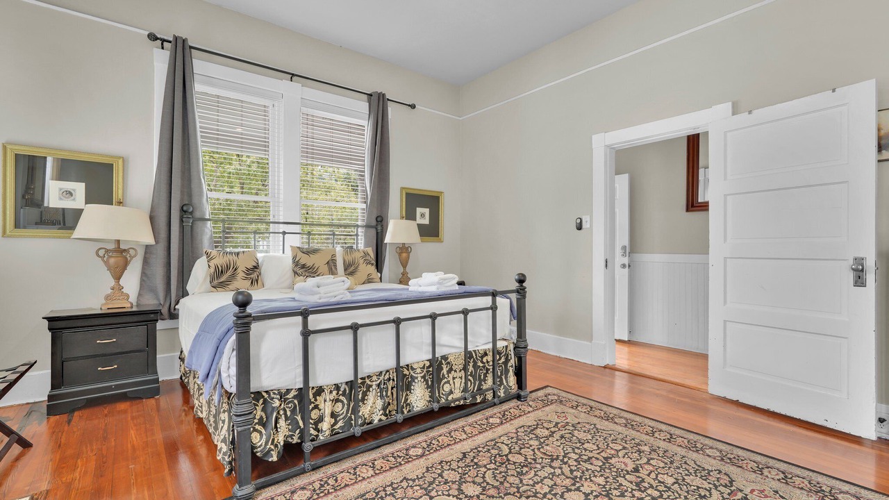 Photo of Bedroom in Dixon Park
