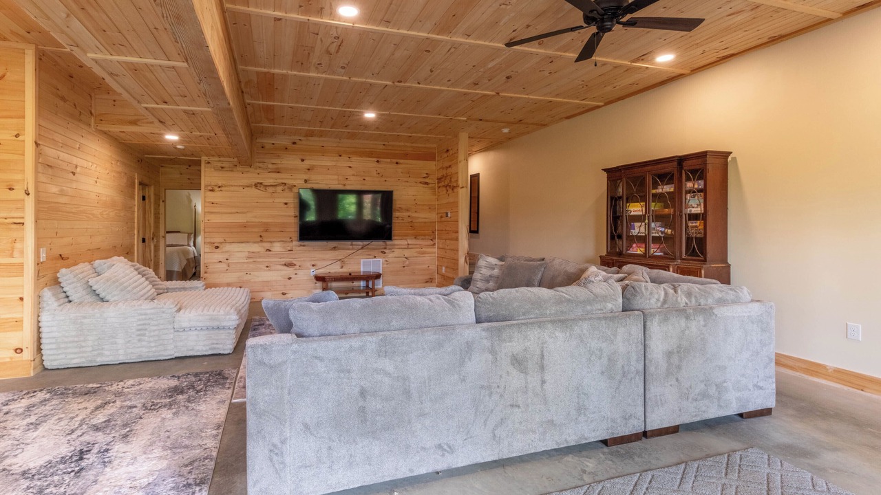 Photo of Livingroom in Qualla