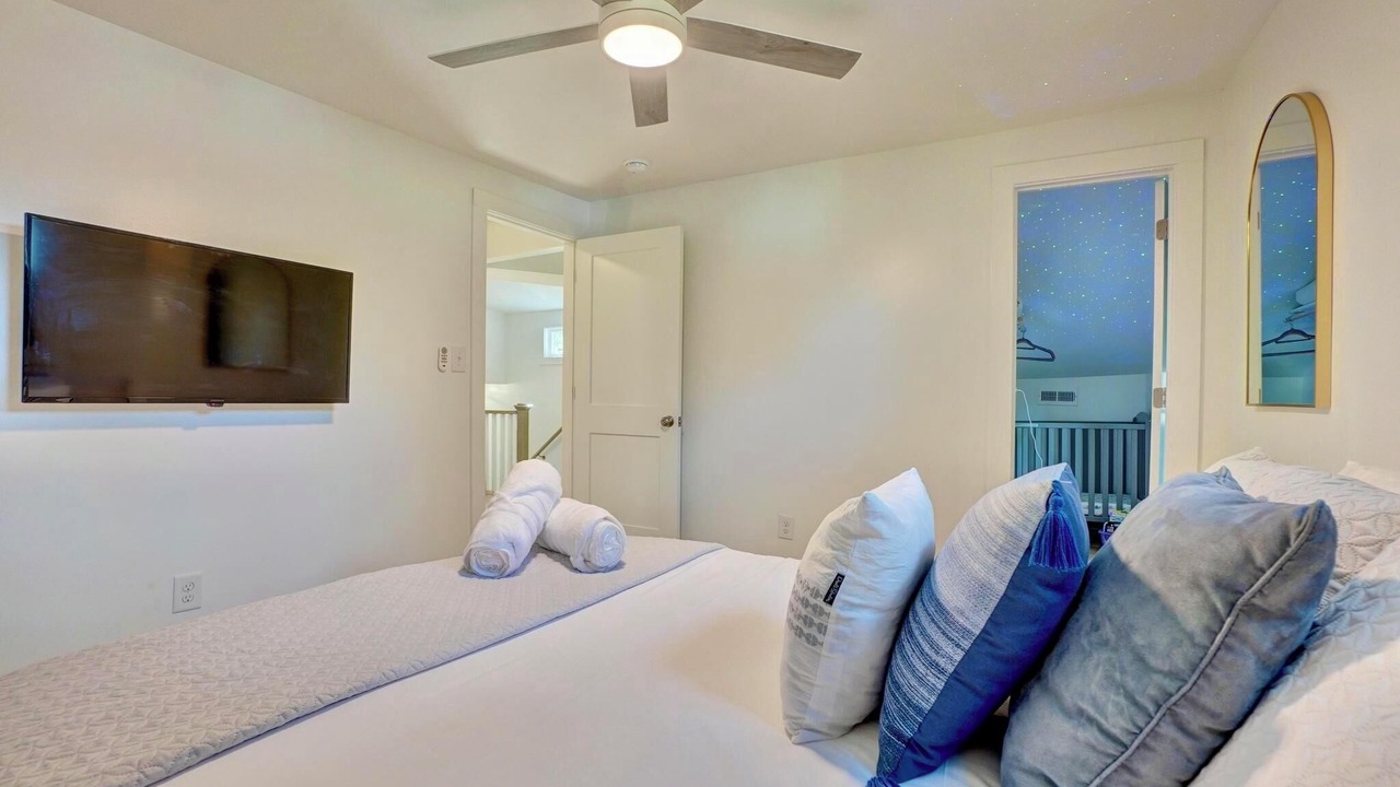 Photo of Bedroom in Downtown