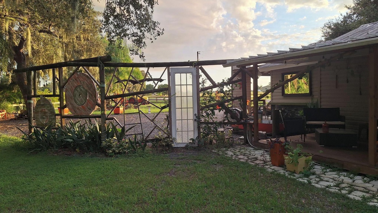 Photo of Patio Balcony in Fort Ogden